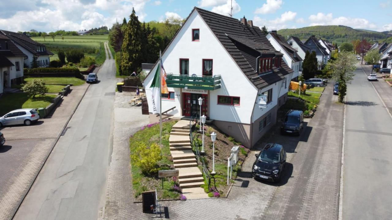 Hotel Haus Sonneneck à Medebach Extérieur photo